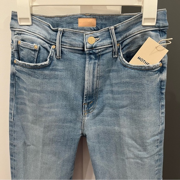 NWT Mother Denim Light Wash Limited Edition Insider Crop Step Fray Jeans 27 - Picture 3 of 9